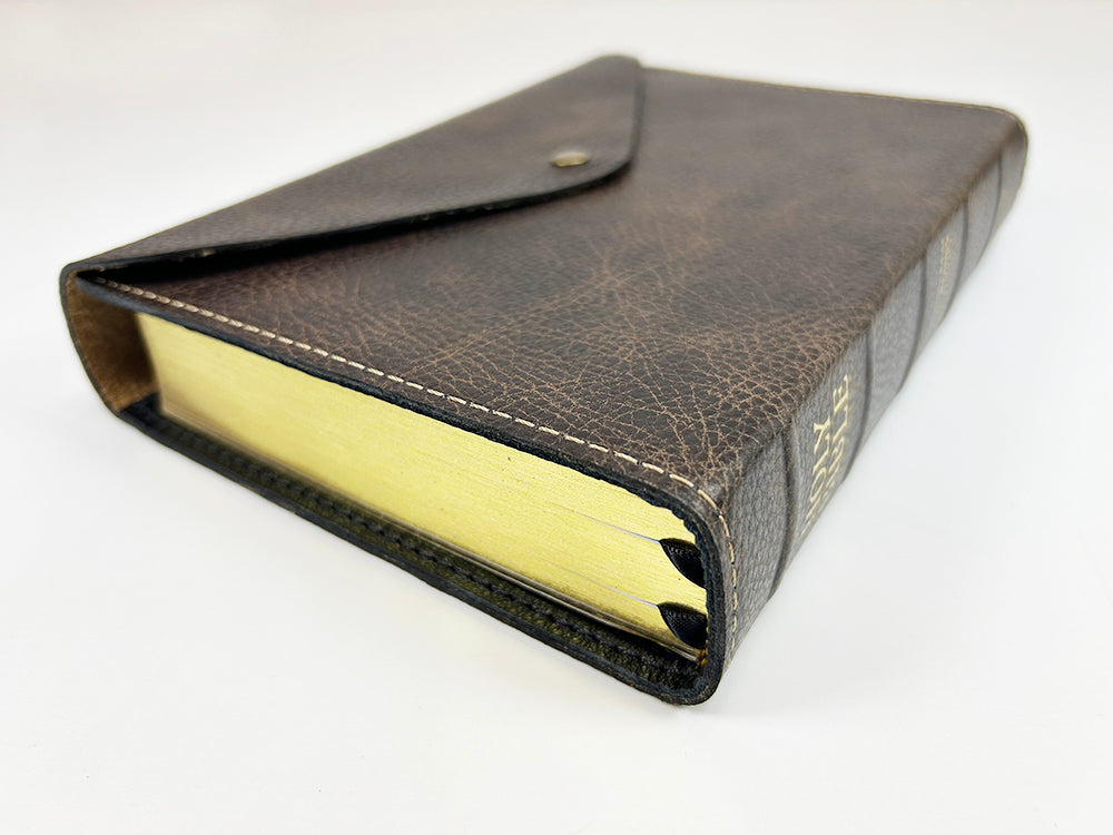 Handsize Wide Margin Cameo with Snap Cover - Full-Grain Cowhide Series, Brown