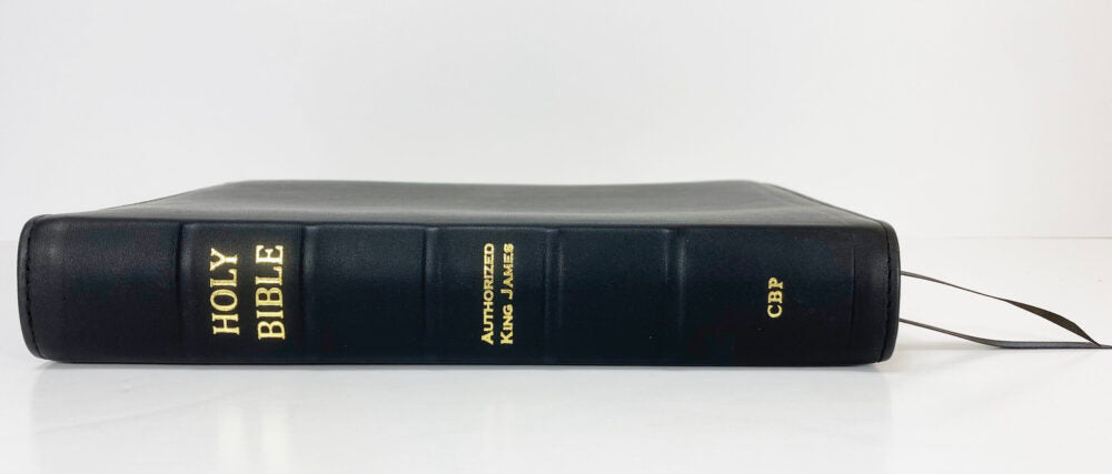 Artisan Sale! - Midsize Large Print Classic Study Bible - Redeemer Series, Black (Gold)