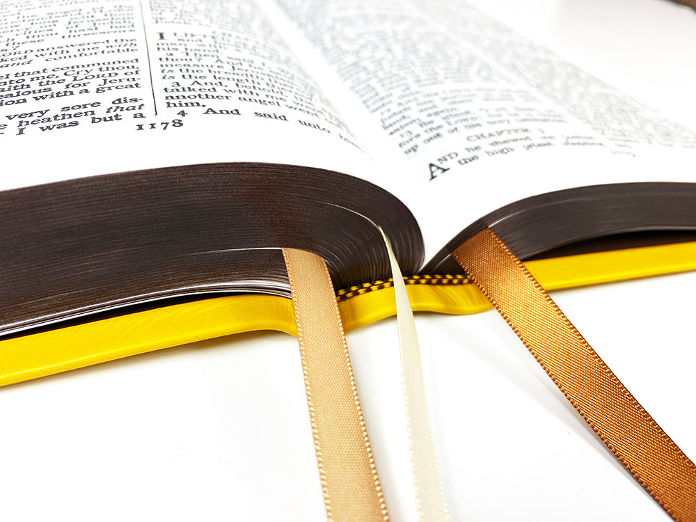 Handsize Text Bible - Full-Grain Cowhide Series, Honeycomb