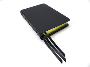 Midsize Wide Margin Classic Study Bible - Platinum Series, Black Licorice