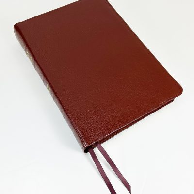 Midsize Wide Margin Classic Study Bible - Corporate Series, Burgundy