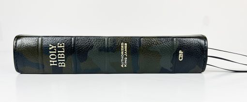 Handsize Text Bible - Full-Grain Cowhide Series, Green Camo - Image 4